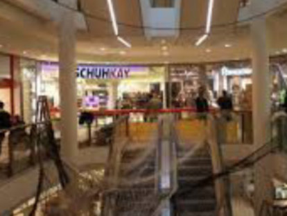 Altmann & Böhning: Ausstattung des kompletten Gebäudes, Starkstrom und Nachrichtentechnik